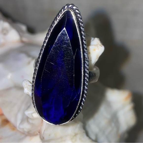 London Blue Topaz bevel cut teardrop statement ring - Picture 8 of 13